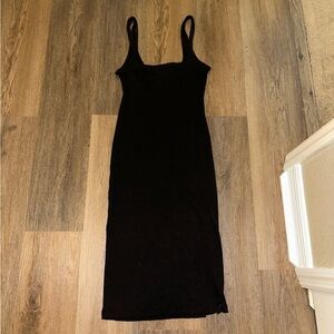 Elegant Black Sleeveless Dress
